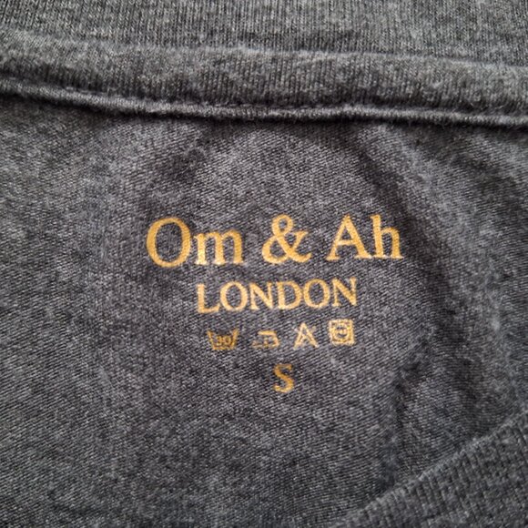 Om & Ah London Grey Long Sleeve Tee Be the Light - Picture 3 of 5